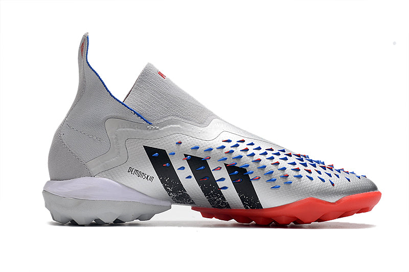Chuteira Adidas Predator Freak 21 TF