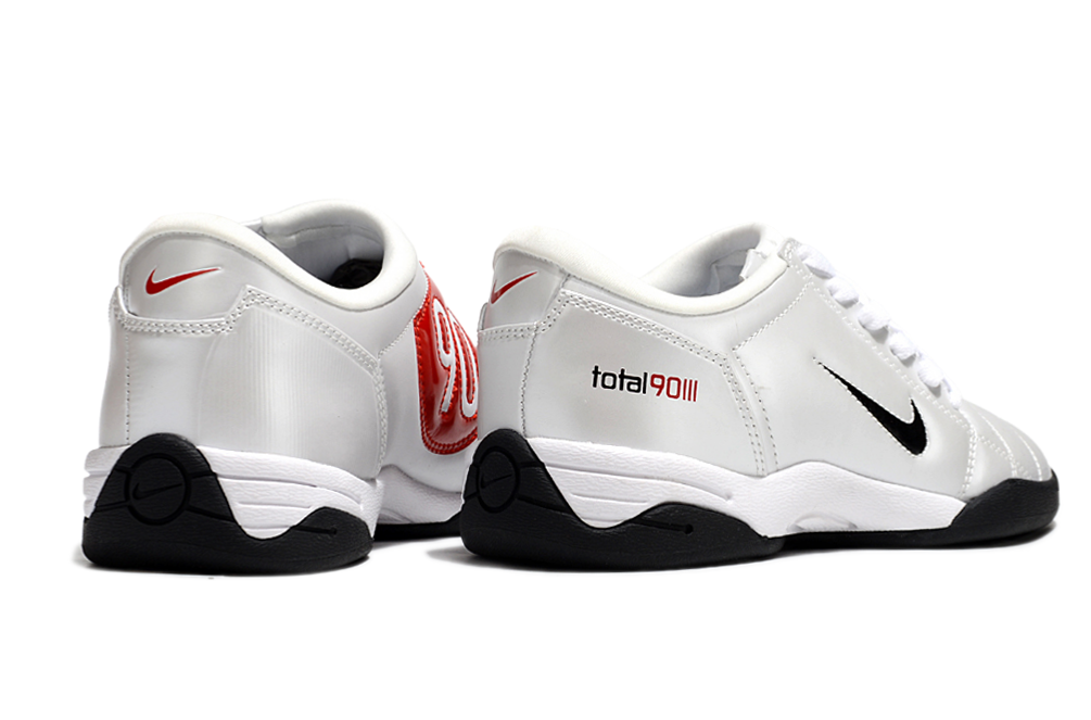 Chuteira Nike Total 90 IC