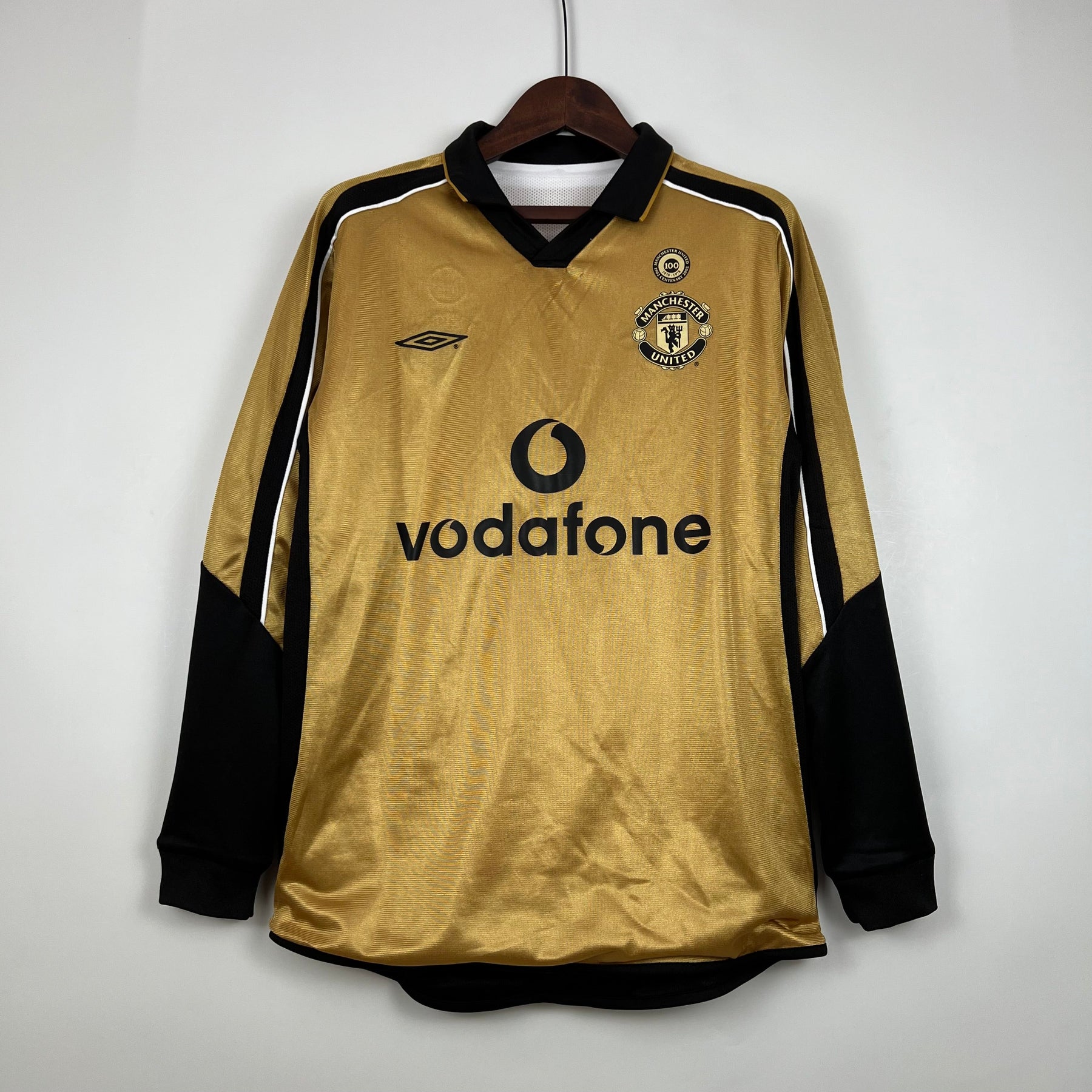 CAMISA RETRÔ MANCHESTER UNITED MANGA LONGA DUPLA FACE 01/02