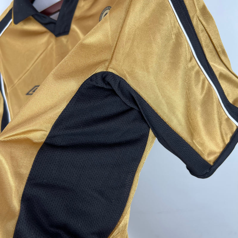 Camisa Retrô Manchester United 2001/02 100th (DUPLA FACE)