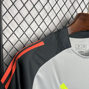 Camisa Benfica Pré-jogo 24/25 - Adidas Torcedor Masculina